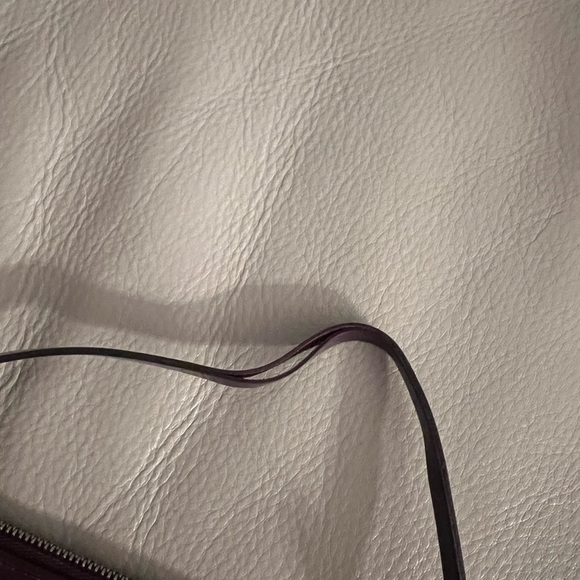 Louis Vuitton Épi leather clutch deep purple - Picture 3 of 3